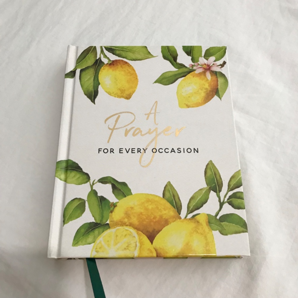 📚3/$35 A Prayer For Every Occasion Christian Book by Carrie Marrs